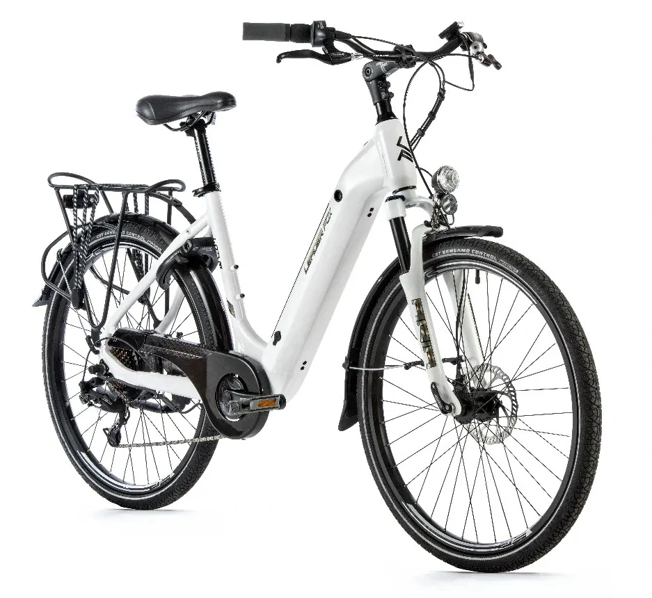 Leader Fox Lotus 26"